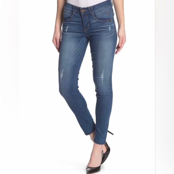 Democracy Ab Technology Ankle Skimmer - Picture 1 of 15